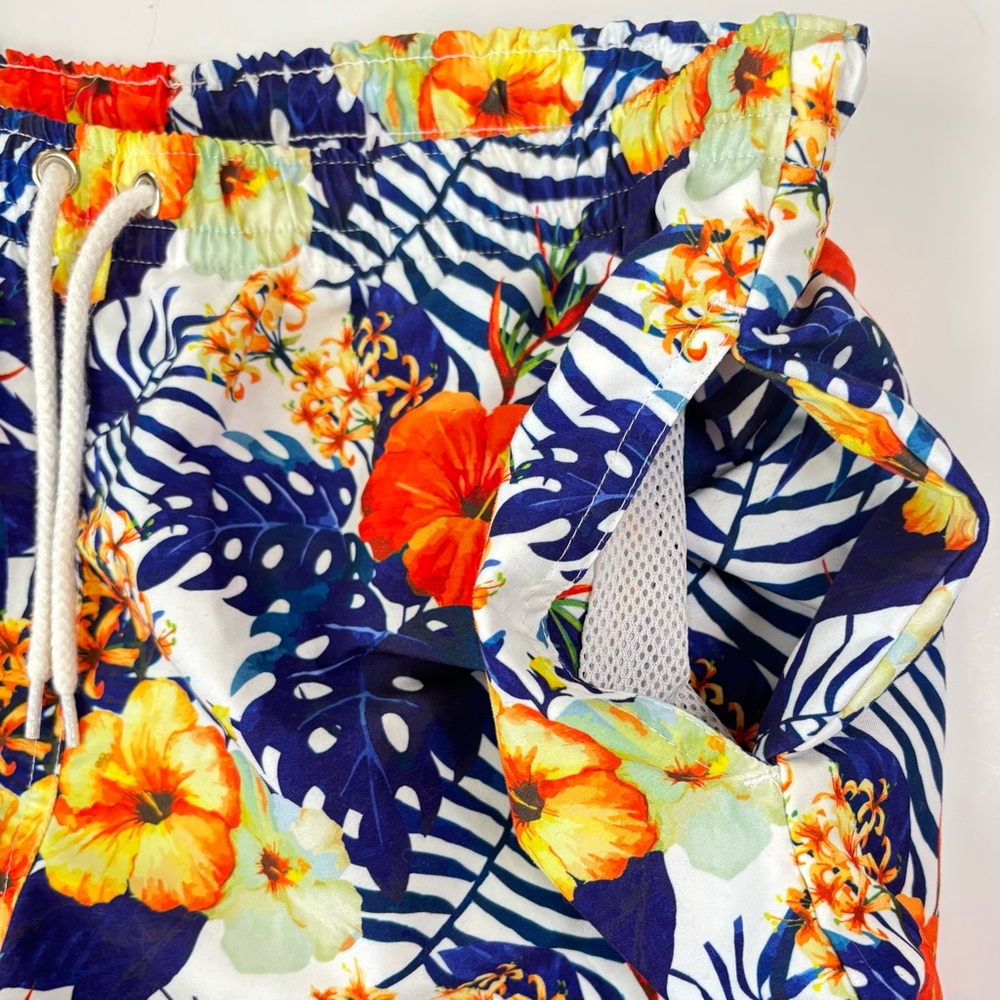 SOLOiO Weekend Tropical Floral Swim Trunks 4” Beach Board Shorts Spain Size LG - Picture 7 of 13